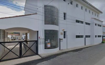 Compostela Aberta reclama melloras no CEIP Rodríguez Xixirei da Lavacolla